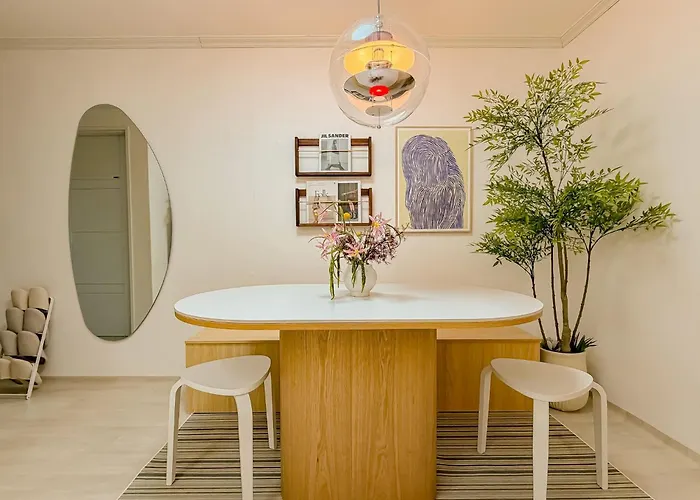 Jamsil,seoul, 6-person, Seokchon Gobun Station, Lotte World, Family Trip,20 Minutes To Gangnam,seongsu제이 원 하우스 아파트
